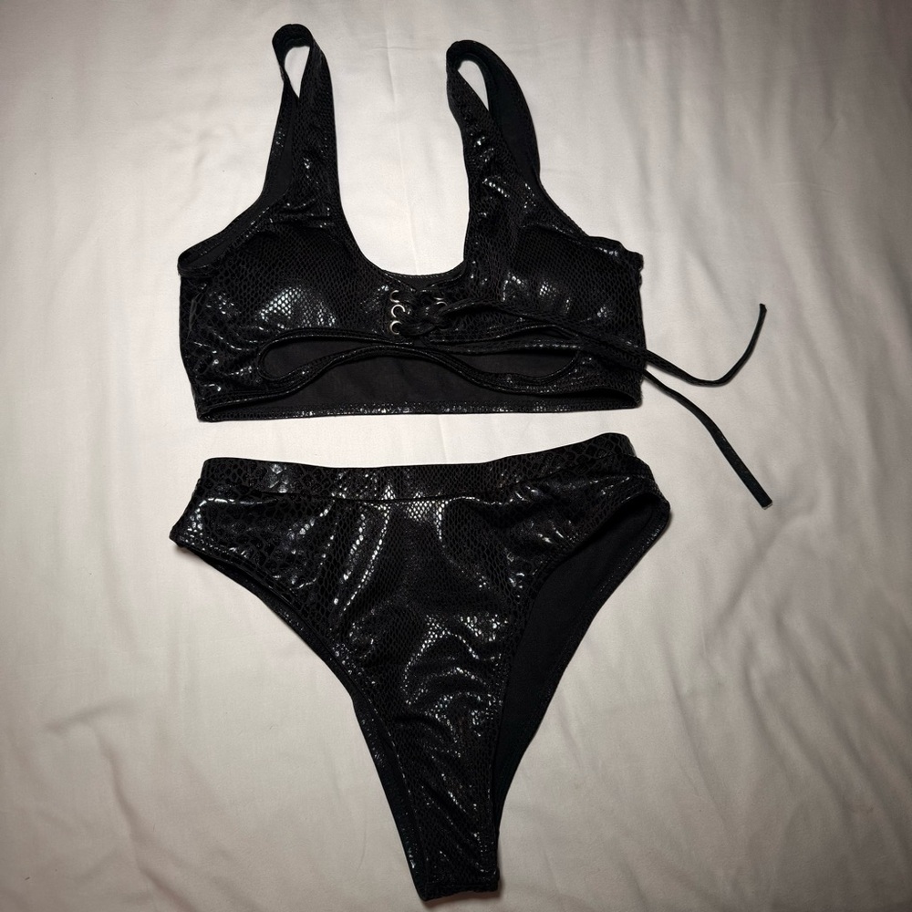 Black leather Shimmer Women's Bikini Set size small